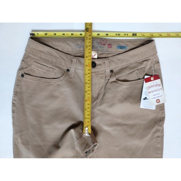 NWT Ladies Petite Faded Glory Tan Bootcut Mid-Rise 360 Stretch Pants Size 10P - Picture 5 of 6